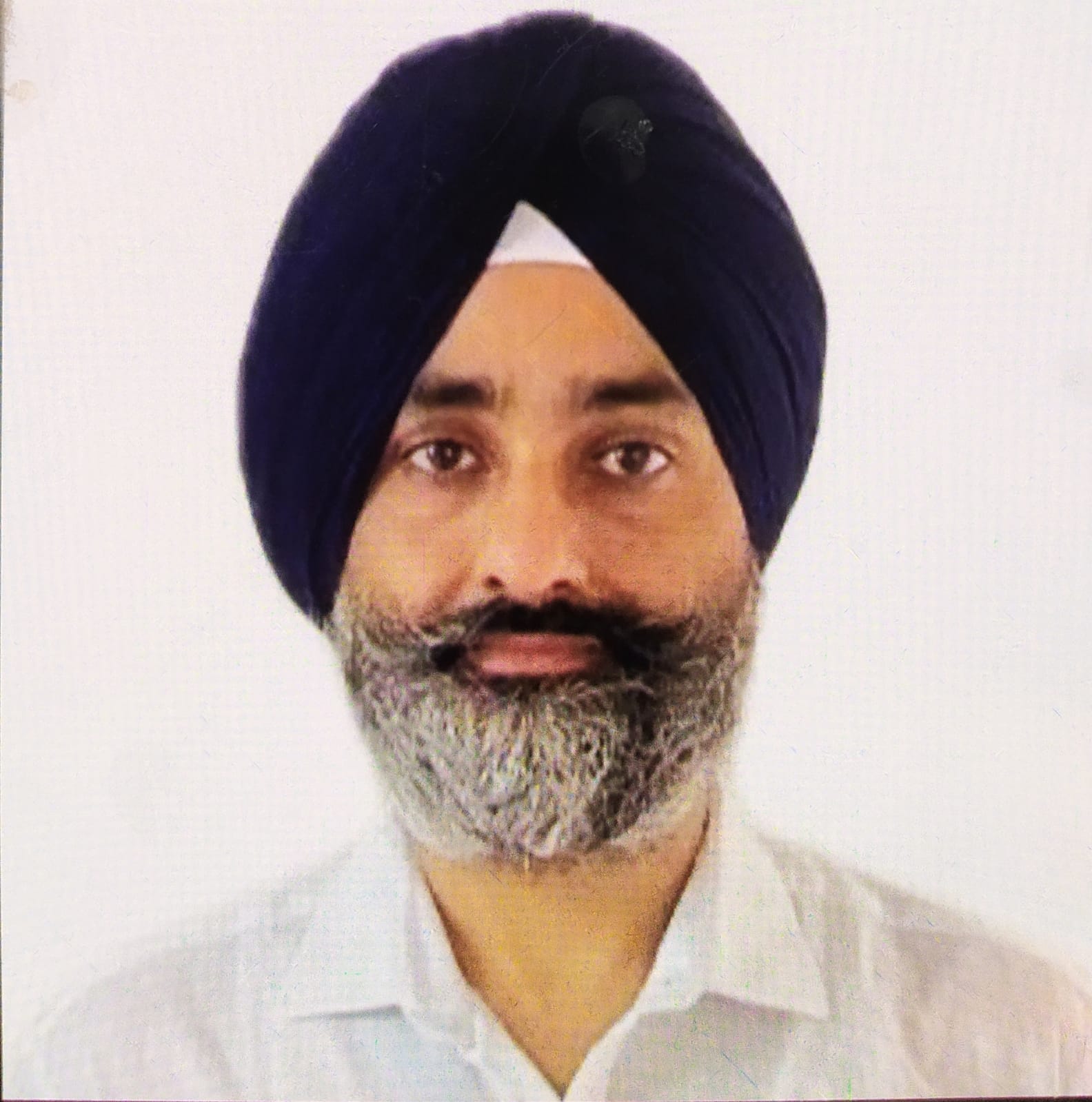 Shri Gurjeet Singh Dhillon